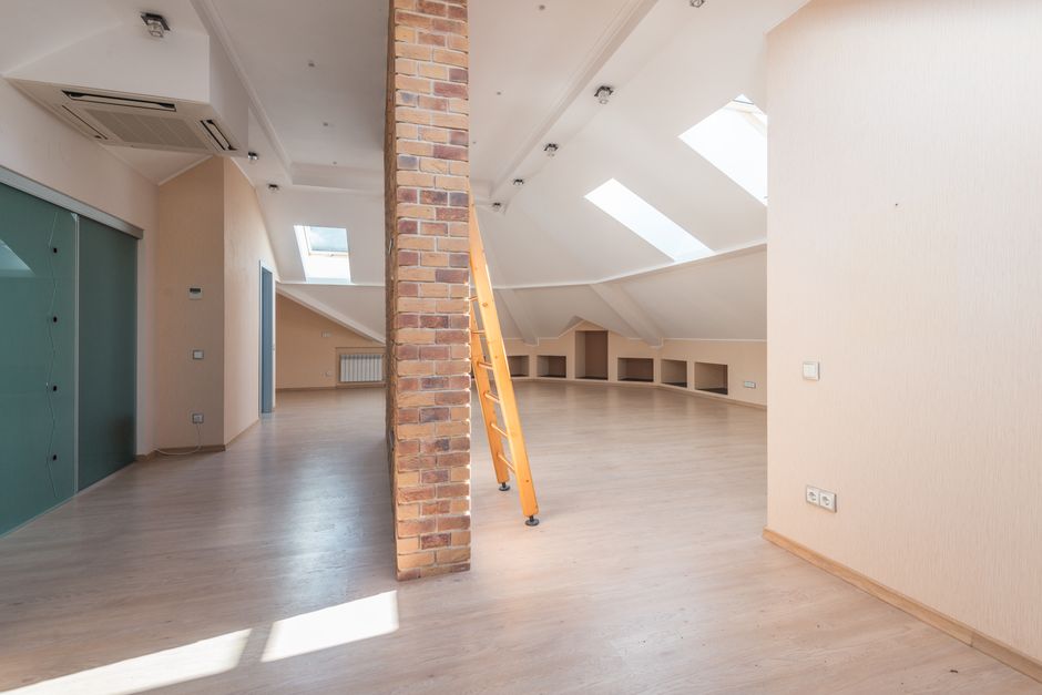 空き家 実家 どうする？ 宅建士が解説する売る・貸す・住むの判断軸